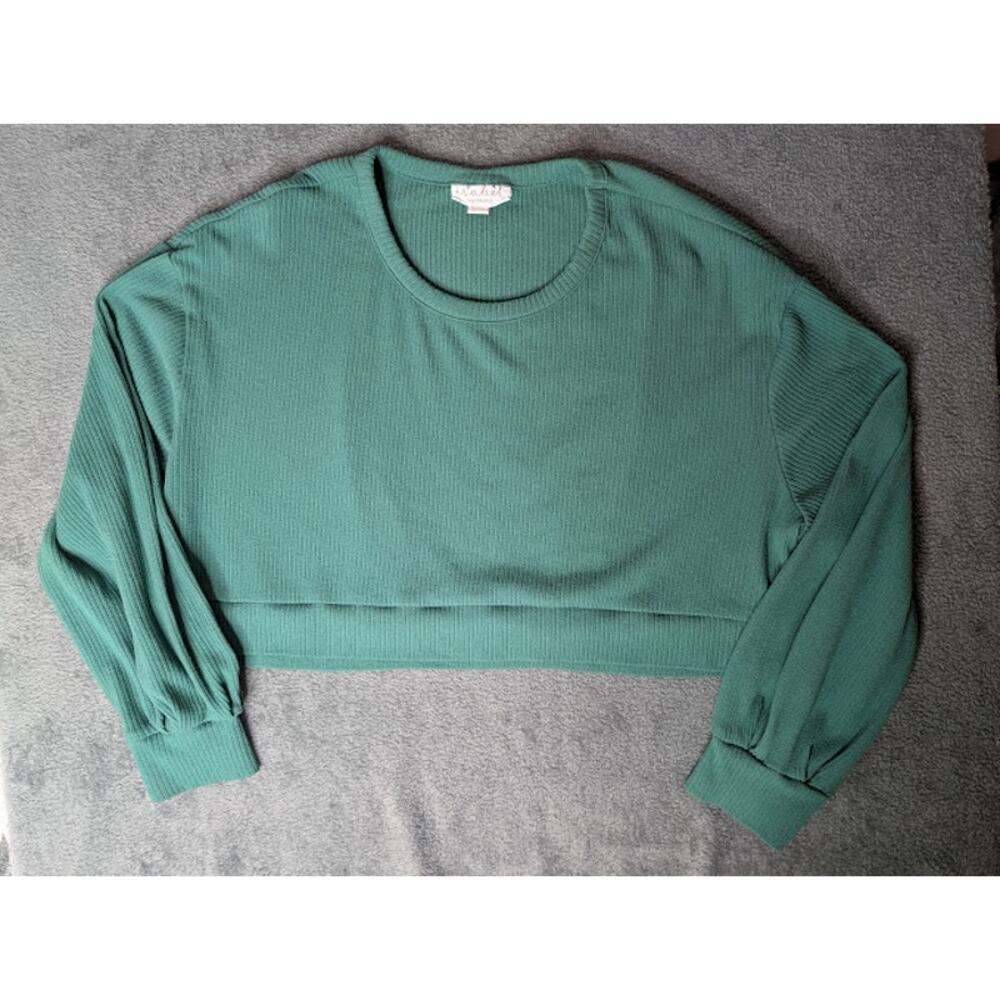 ISABEL Green Maternity cropped ribbed sweater size Large Cozycore Loungewear